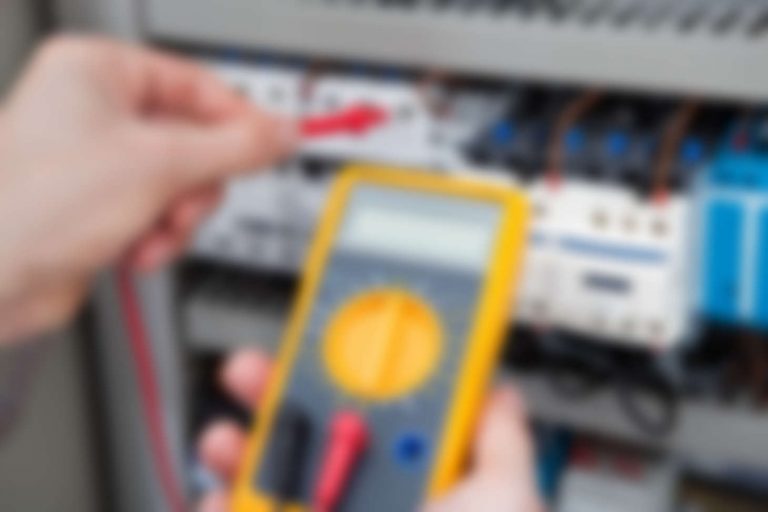 3 Signs It’s Time to Replace a Light Switch
